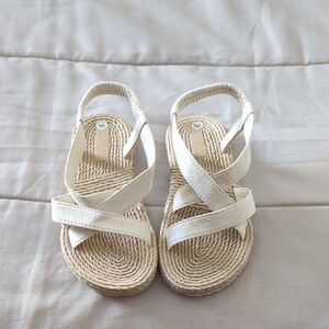 Women's Cream Sandals